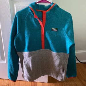 LL Bean Womens Hooded fleece pullover size M